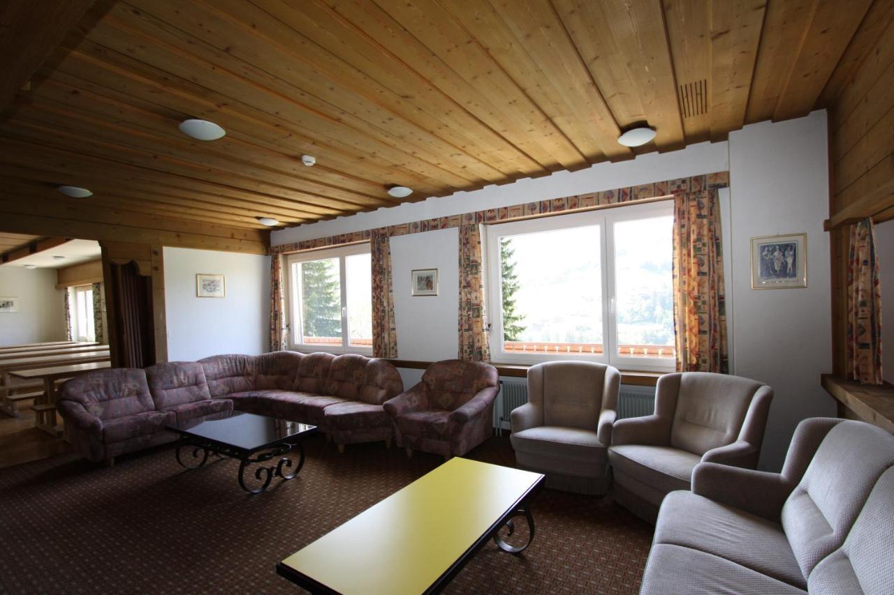 Jugendhotel Alpina Sedrun Ngoại thất bức ảnh